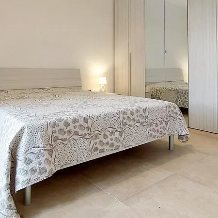 Bilocale 2 Posti Vicino Al Centro San Teodoro (Sardinia)